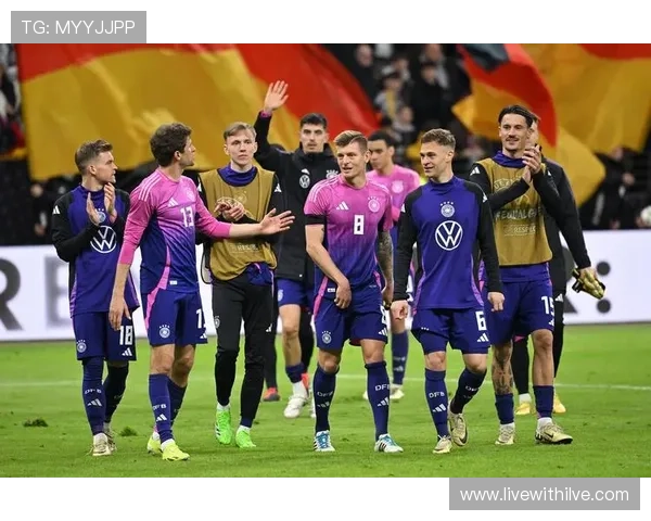 比利时队美友谊赛被安排停机坪安检